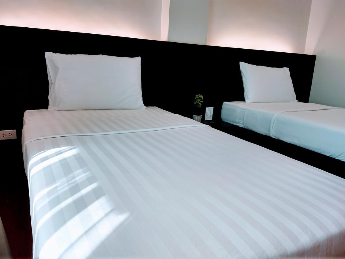 Top Star Hotel Oton Dış mekan fotoğraf